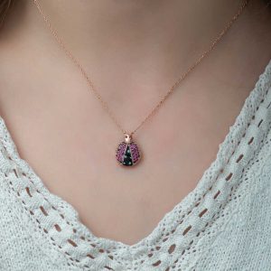 Alternative view of Gümüş Uğur Böceği Bayan Kolye