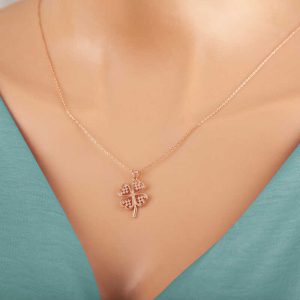 Alternative view of Gümüş Rose Kalpli Dört Yapraklı Yonca Kadın Kolye